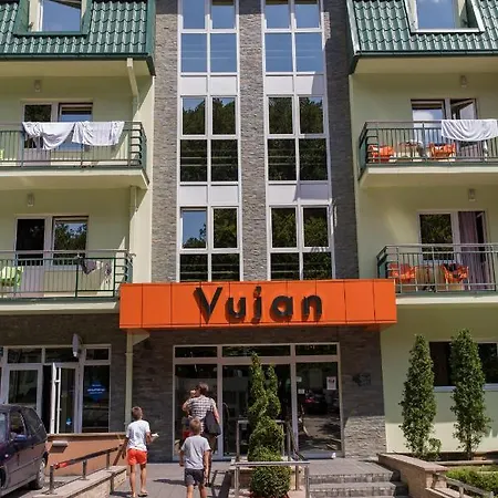 Clinic For Rehabilitation Vujan Hotel *