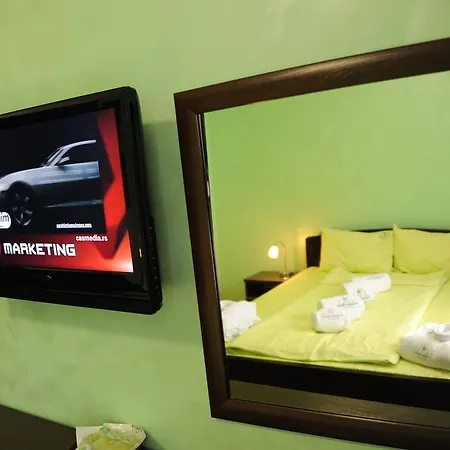 Clinic For Rehabilitation Vujan מלון *